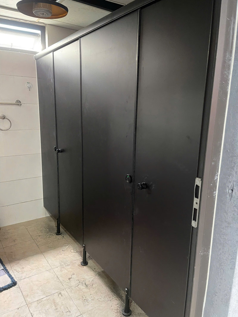 Cập nhật tiêu chuẩn kích thước vách ngăn vệ sinh compact mới