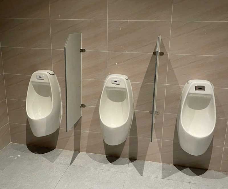 Vách ngăn tiểu nam compact